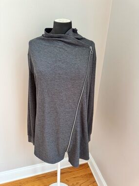 Motherhood Charcoal Maternity Top, full zip size m